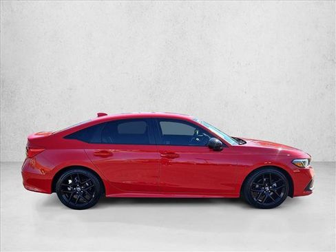 Used 2023 Honda Civic Sport image 4