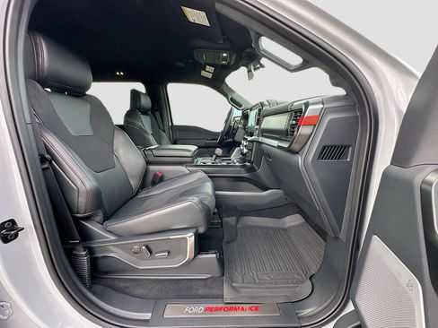 Used 2025 Ford F150 Raptor AWD/4WD image 28