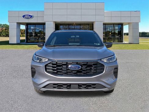 Certified 2023 Ford Escape ST-Line w/ Tech Pack #1 image 9