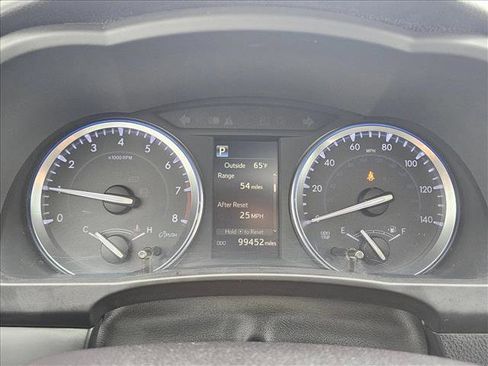 Used 2018 Toyota Highlander XLE AWD/4WD image 21