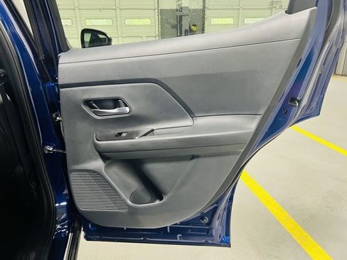 New 2026 Nissan Kicks SV image 33