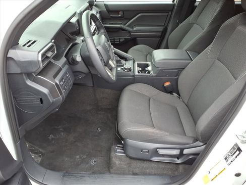 Certified 2025 Toyota 4Runner SR5 image 9