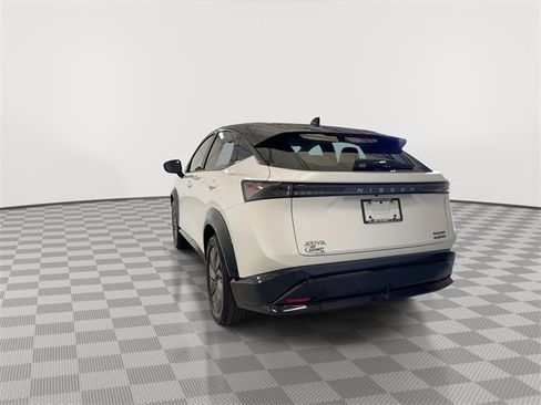 Certified 2024 Nissan Ariya AWD image 9