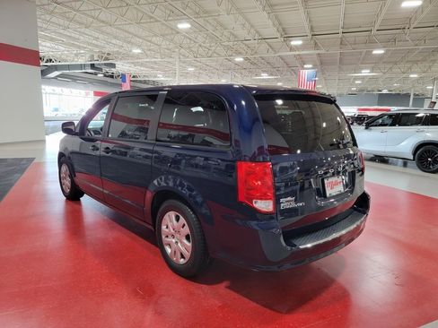Used 2016 Dodge Grand Caravan SE w/ Quick Order Package 29E SE image 7