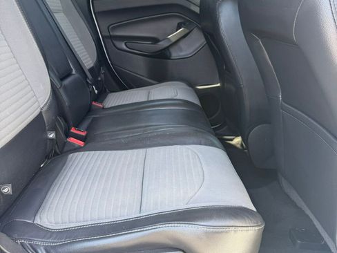 Used 2018 Ford Escape SE w/ SE Sport Appearance Package AWD/4WD image 40