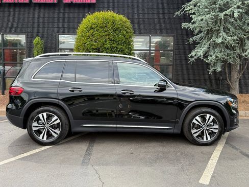 Used 2024 Mercedes-Benz GLB 250 4MATIC image 21