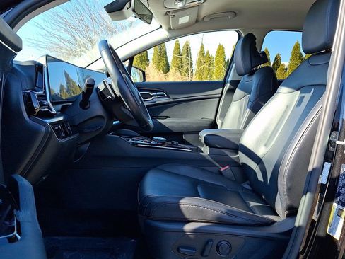 Certified 2023 Kia Sportage EX image 14