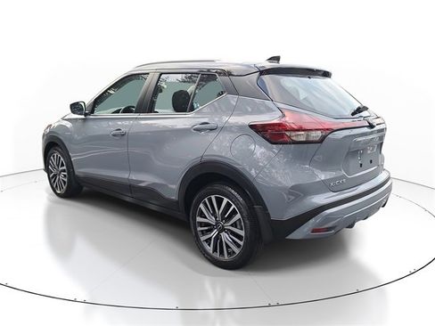 Used 2024 Nissan Kicks SV image 4