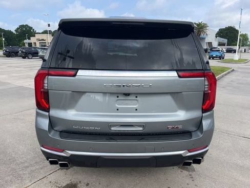 Used 2025 GMC Yukon Denali AWD/4WD image 6