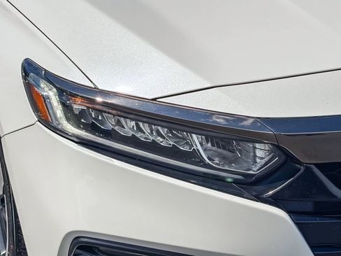 Used 2020 Honda Accord Sport image 7