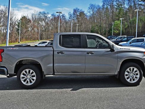 Used 2021 Chevrolet Silverado 1500 Custom image 6