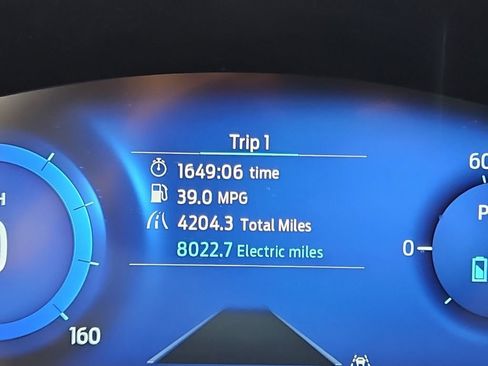 Used 2022 Ford Escape SEL w/ Technology Package FWD image 13