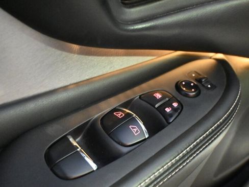 Used 2021 Nissan Murano SL w/ SL Moonroof Package AWD/4WD image 19
