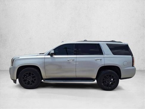 Used 2017 GMC Yukon SLT RWD image 8