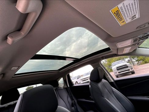 Used 2024 Acura RDX SH-AWD image 22