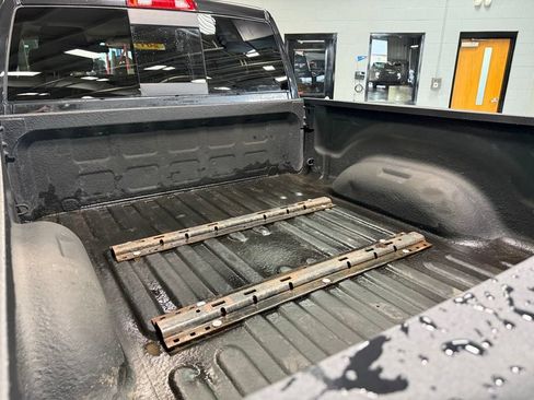 Used 2017 RAM 2500 Laramie w/ Sport Appearance Group AWD/4WD image 26