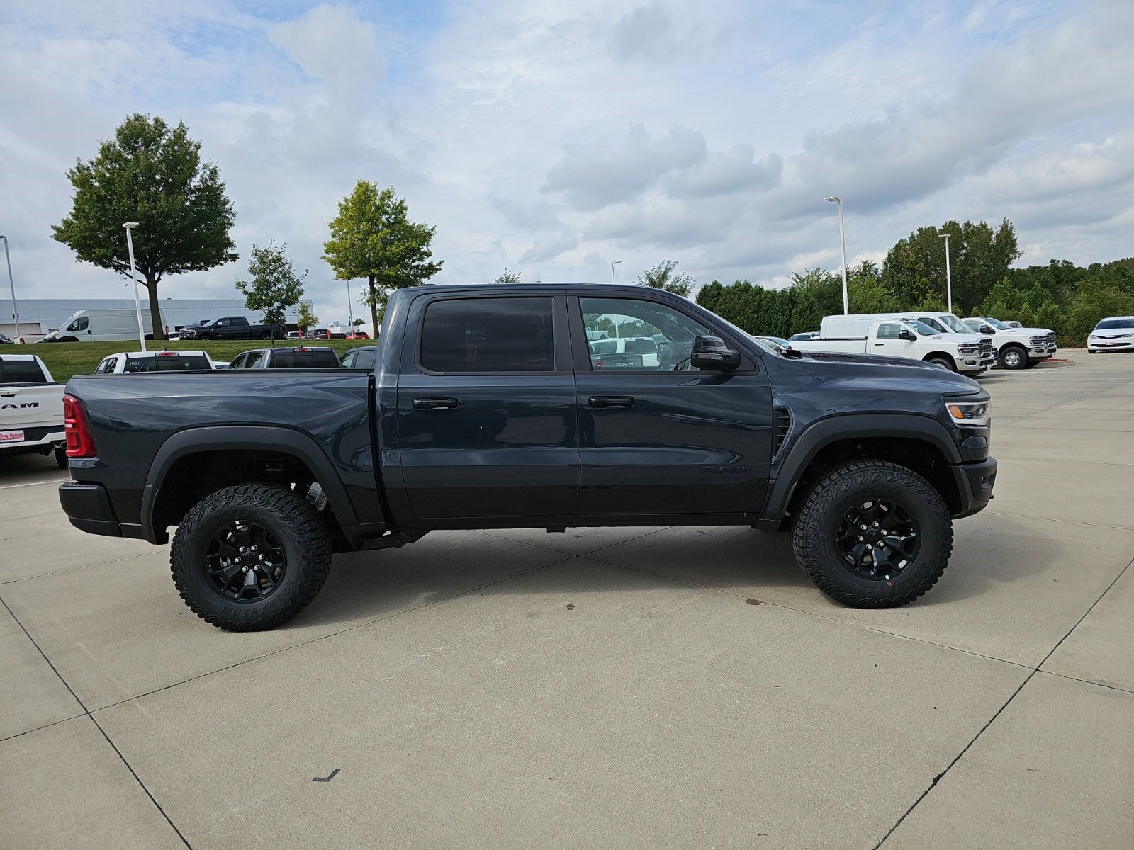New 2026 RAM 1500 RHO w/ RHO Level 1 Equipment Group AWD/4WD image 7