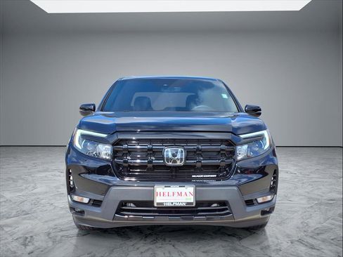 Used 2025 Honda Ridgeline Black Edition image 2