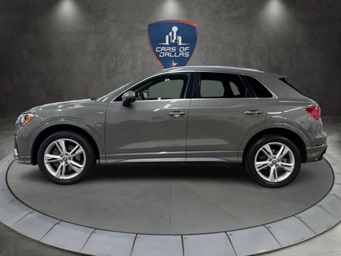 Used 2020 Audi Q3 2.0T Premium w/ Convenience Package AWD/4WD image 2