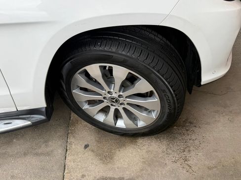 Used 2017 Mercedes-Benz GLS 450 4MATIC image 49
