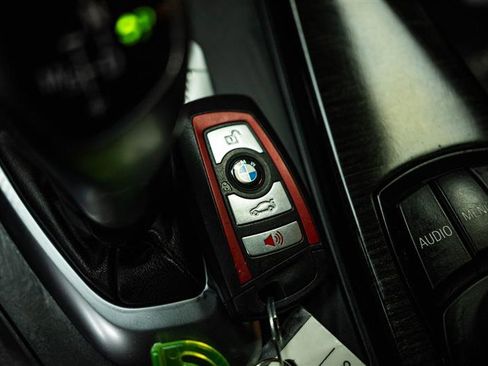 Used 2016 BMW 328i Sedan RWD image 21