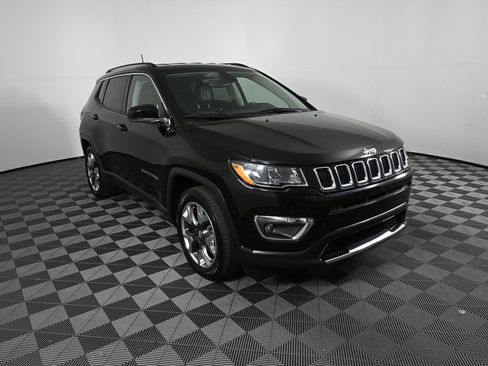 Used 2020 Jeep Compass Limited image 23