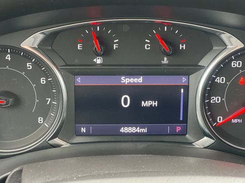 Used 2023 GMC Terrain SLT image 22