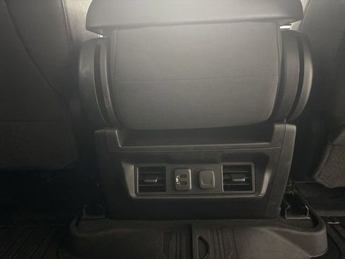 Used 2021 GMC Sierra 1500 Elevation image 16