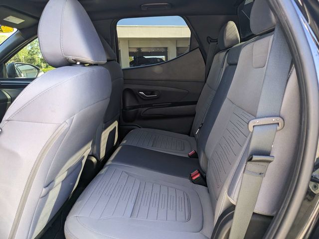 Used 2022 Hyundai Santa Cruz SEL w/ Activity Package FWD image 14
