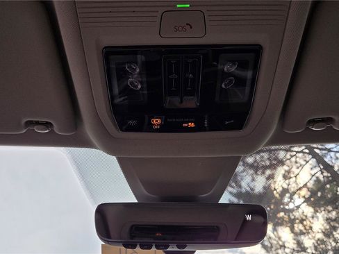New 2026 Volkswagen Atlas SE FWD image 22