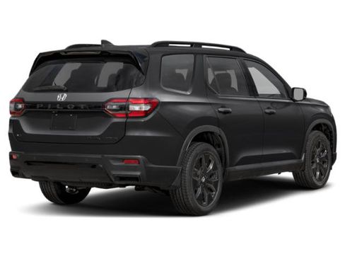 New 2026 Honda Pilot Black Edition image 2