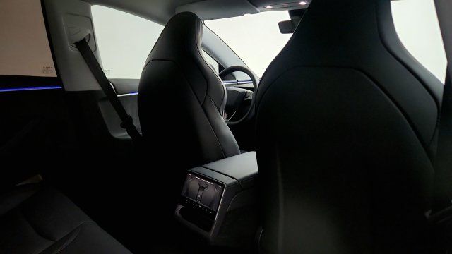 Used 2025 Tesla Model 3 Performance AWD/4WD image 34
