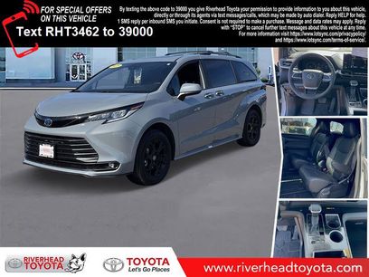 Used 2025 Toyota Sienna XLE Woodland Edition