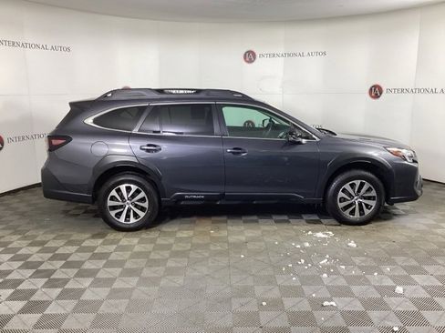 Certified 2023 Subaru Outback Premium image 4