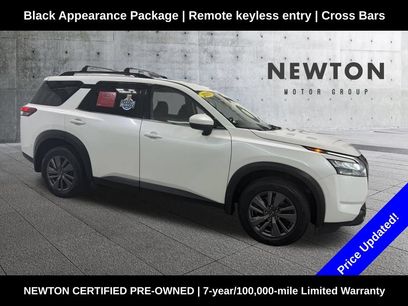 Used 2023 Nissan Pathfinder SV w/ Black Appearance Package