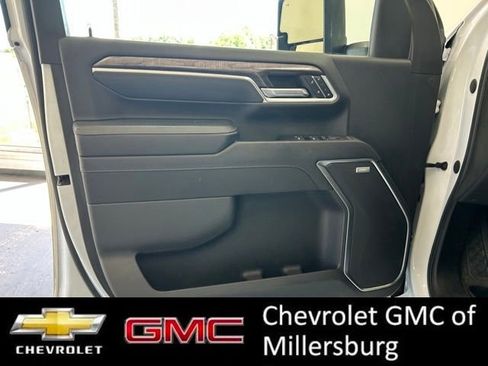 Used 2024 Chevrolet Silverado 3500 LTZ w/ LTZ Plus Package AWD/4WD image 12