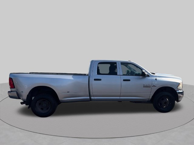 Used 2017 RAM 3500 Tradesman w/ Chrome Appearance Group AWD/4WD image 6
