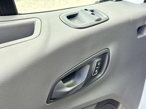 New 2026 Ford Transit 250 148 Medium Roof w/ Load Area Protection Package image 19