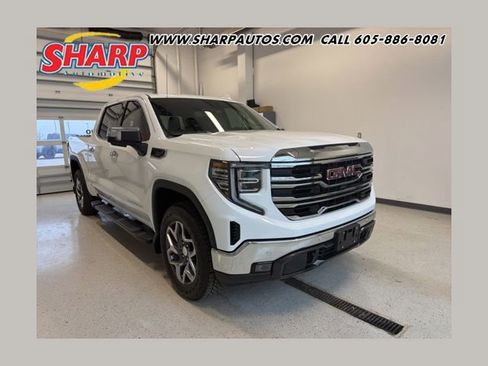 New 2026 GMC Sierra 1500 SLT image 1