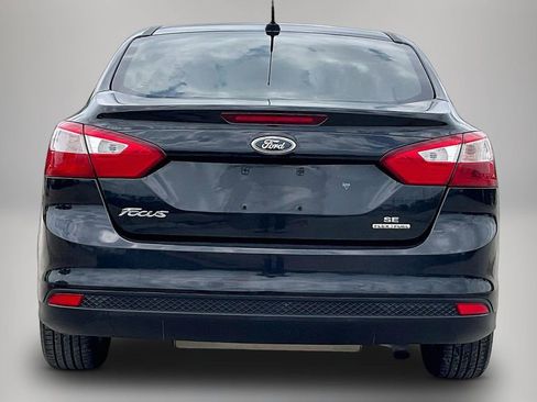 Used 2014 Ford Focus SE FWD image 6