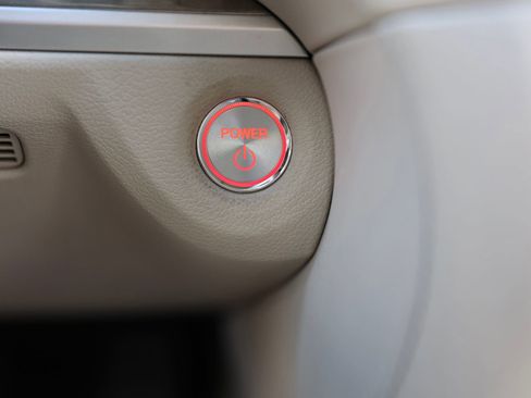 Used 2020 Acura RLX Sport Hybrid w/ Advance Pkg image 28