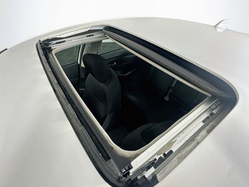 Used 2023 Honda Accord EX image 25