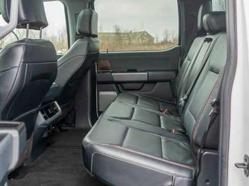 Used 2023 Ford F150 Lariat image 10