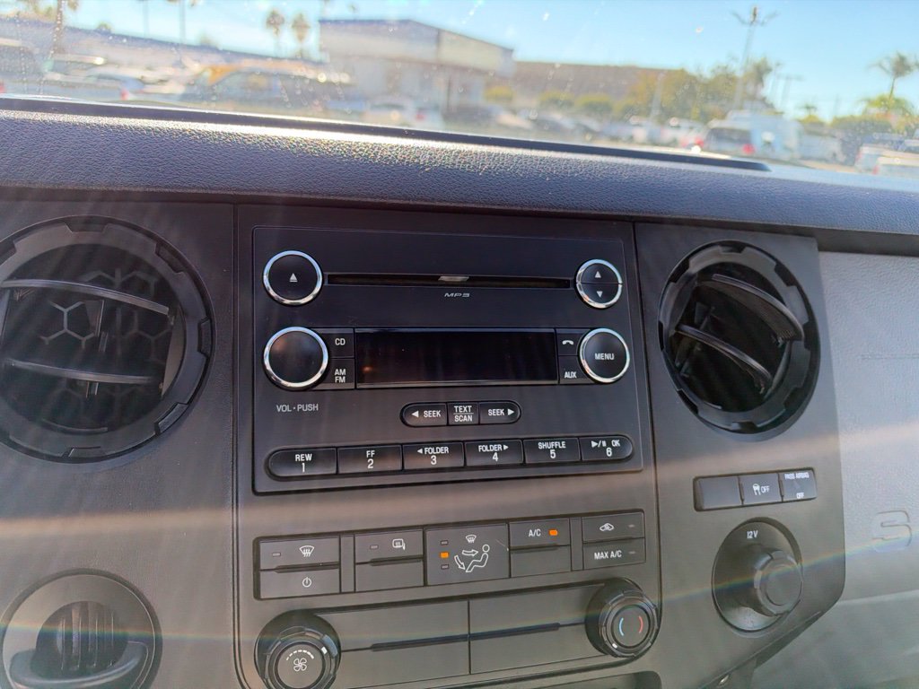 Used 2015 Ford F250 XL RWD image 13