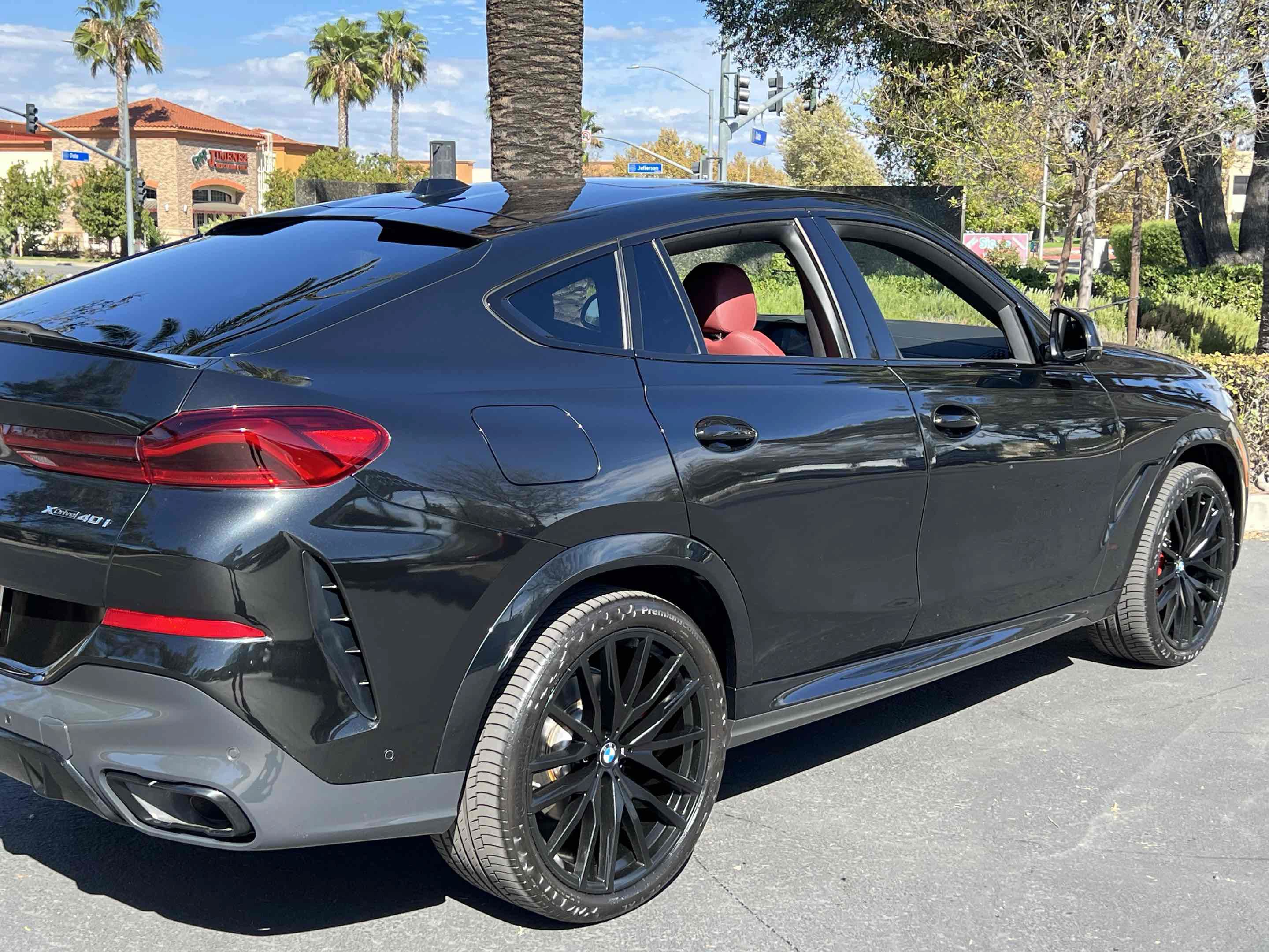 Used 2024 BMW X6 xDrive40i w/ Premium Package AWD/4WD image 48