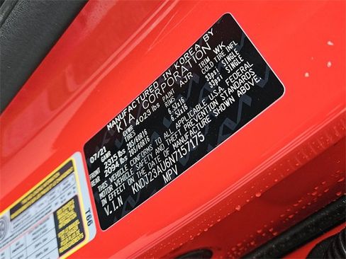 Used 2022 Kia Soul LX image 17