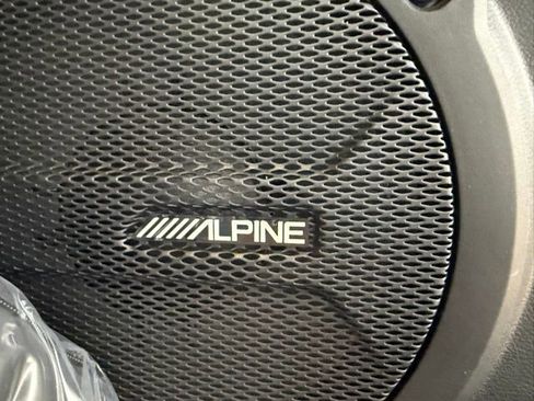 New 2025 Jeep Wrangler Unlimited Rubicon w/ Steel Bumper Group image 28