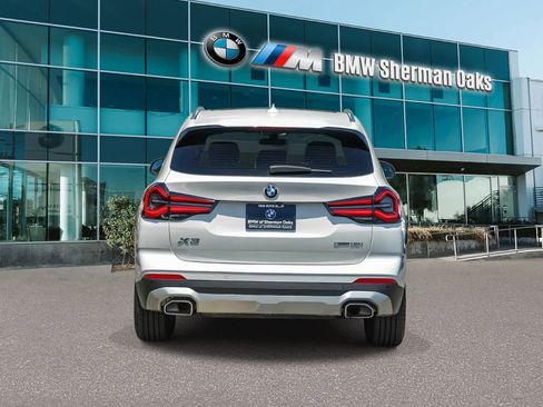 Used 2024 BMW X3 sDrive30i w/ Convenience Package RWD image 5