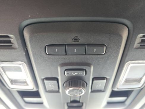 Used 2023 GMC Yukon Denali Ultimate AWD/4WD image 48
