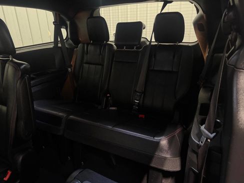 Used 2019 Dodge Grand Caravan GT image 12